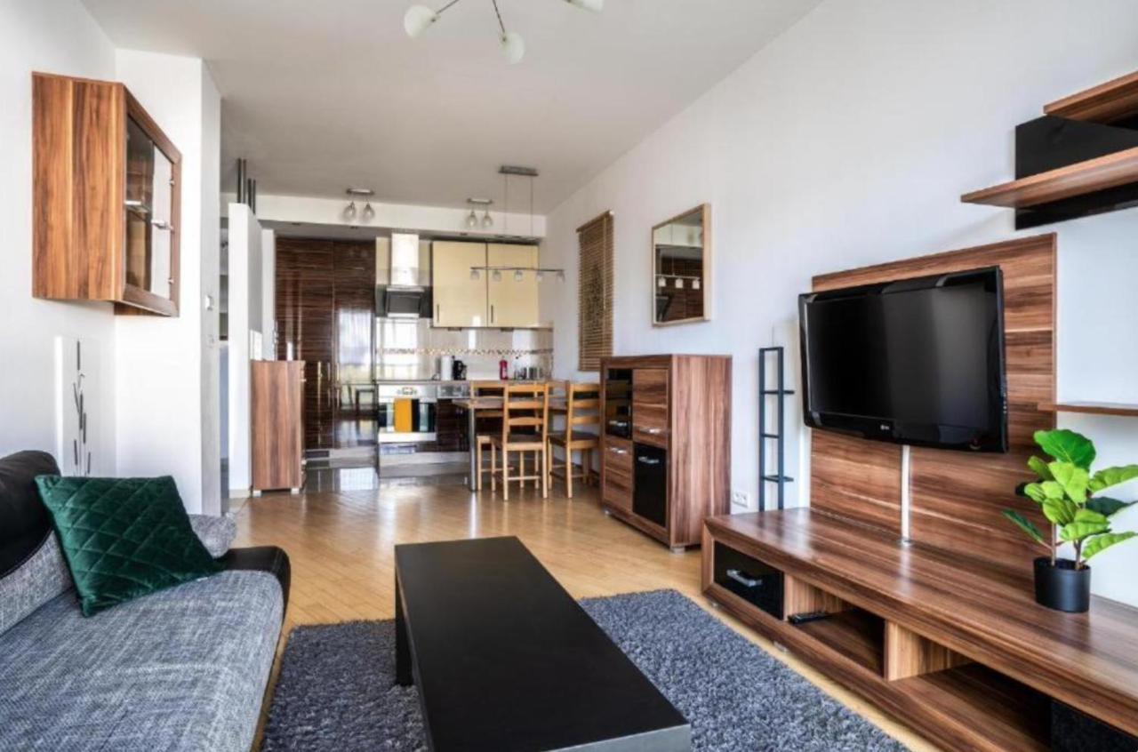 Golden Apartments Warsaw - Big And Bright Apartment In Platinum Towers- Browary- Grzyb61A Dış mekan fotoğraf