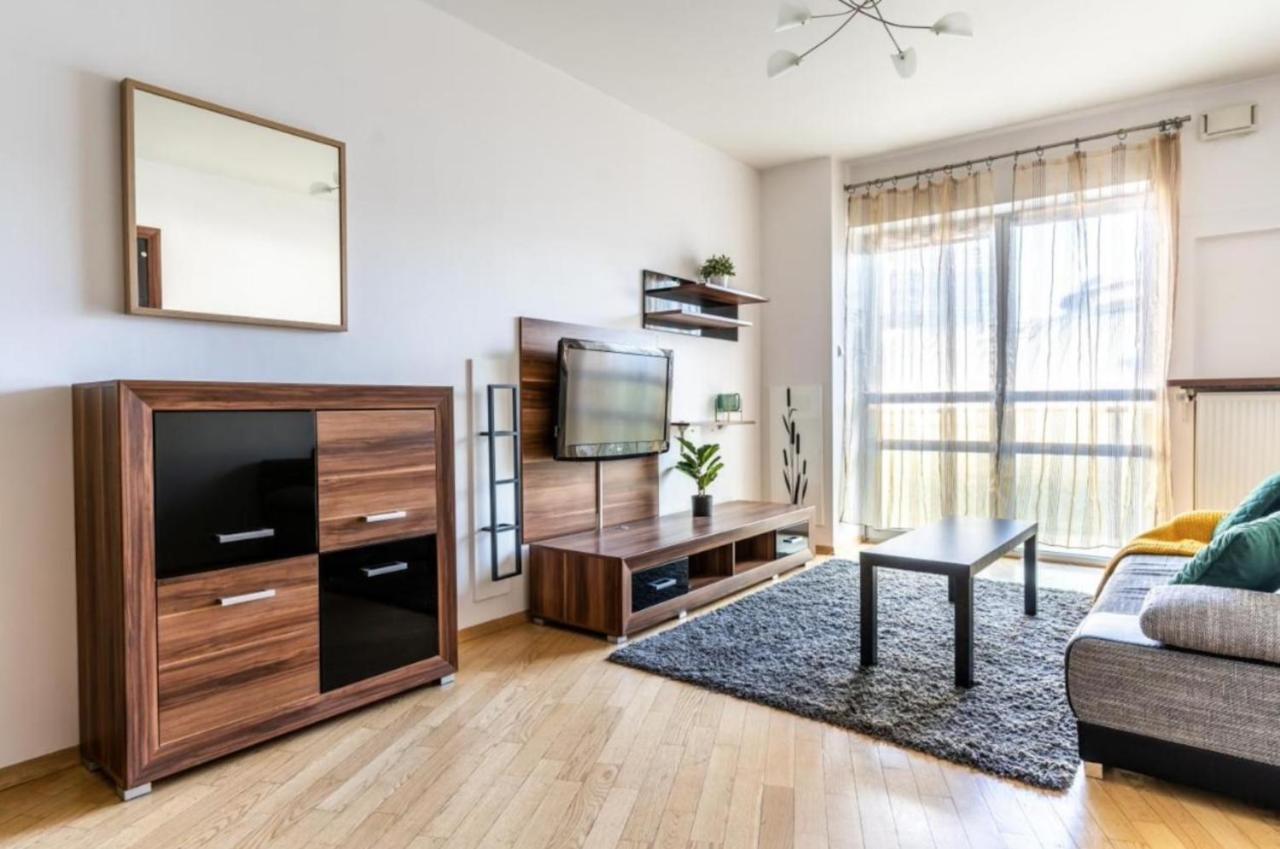 Golden Apartments Warsaw - Big And Bright Apartment In Platinum Towers- Browary- Grzyb61A Dış mekan fotoğraf